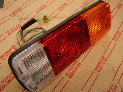 Light Assembly- rear taillight, RH, FJ40, 1974-75