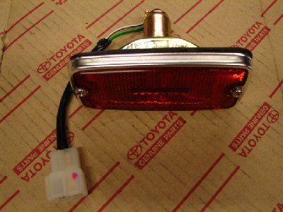 Light Assembly- rear 1/4 panel marker light, RH, FJ40