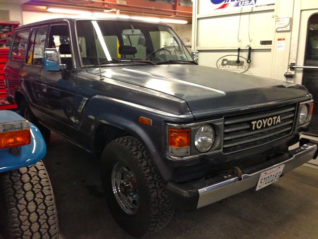 Restoration 1987 FJ60- California Restoration 1987 FJ60- California